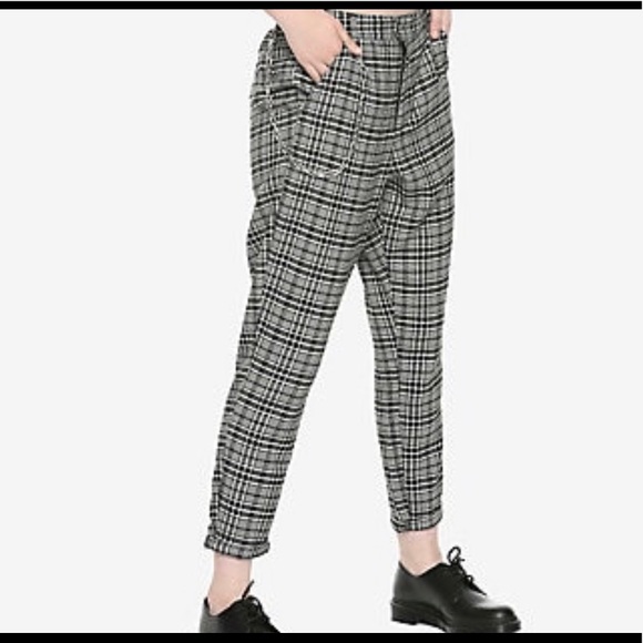 hot topic baggy pants